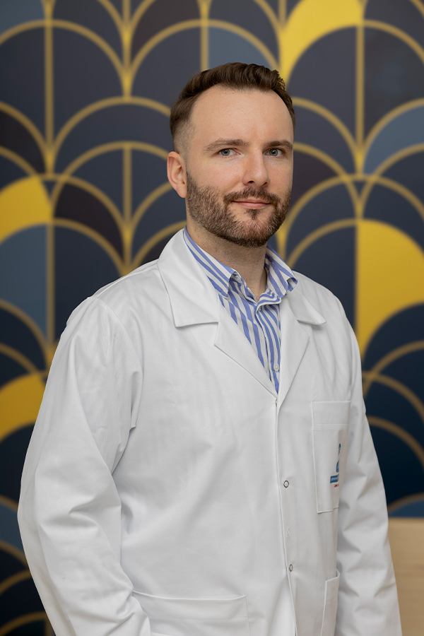 dr Łukasz Działach